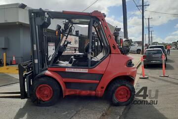 ACTIVE FORKLIFTS - Linde 8 ton Forklift for sale-2010 model 3215mm mast dual wheel side shift fork p