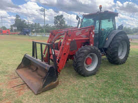 McCormick C-Max 105 FWA/4WD Tractor - picture0' - Click to enlarge