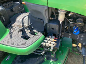 John Deere 3120 FWA/4WD Tractor - picture0' - Click to enlarge