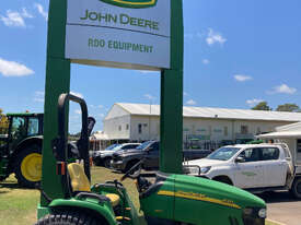 John Deere 3120 FWA/4WD Tractor - picture1' - Click to enlarge