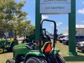 John Deere 3120 FWA/4WD Tractor - picture2' - Click to enlarge