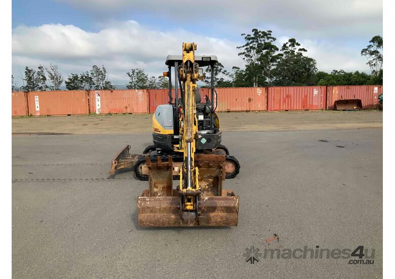 Used 2011 New Holland E35B Excavator In , - Listed On Machines4u