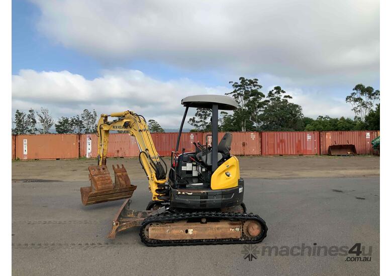 Used 2011 New Holland E35B Excavator In , - Listed On Machines4u