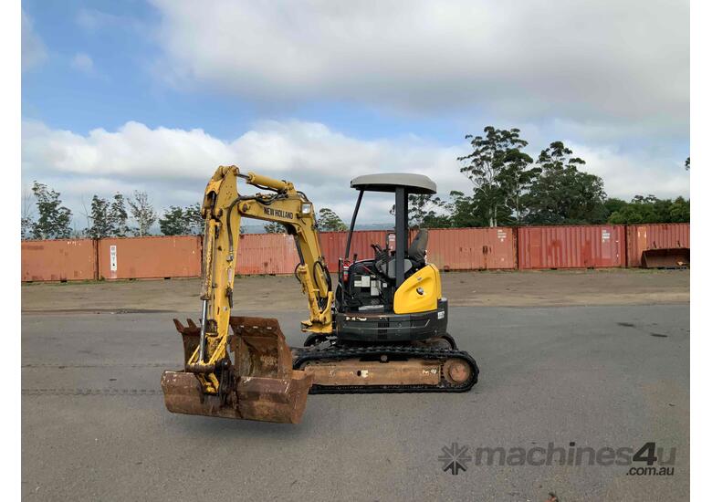 Used 2011 New Holland E35B Excavator In , - Listed On Machines4u