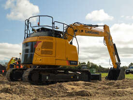 Excavator 17T - Cummins Engine + Compact Radius Excavator with Short Tail Swing! - picture0' - Click to enlarge