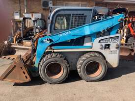 TOYOTA 5SDK10 SKID STEER LOADER - picture0' - Click to enlarge