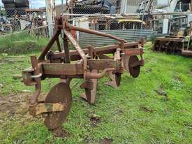 3PL Mouldboard Plough - picture0' - Click to enlarge