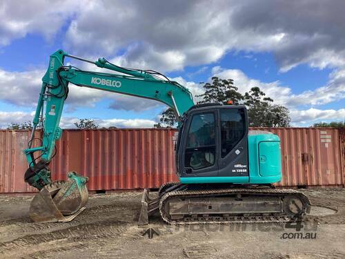 Kobelco SK135SR-2 Excavator