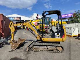 CAT 302.4d 2.4 ton Cat Excavator - picture0' - Click to enlarge