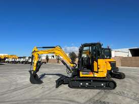 9051F ZTS Excavator - Zero Tail Swing - YANMAR engine - picture2' - Click to enlarge