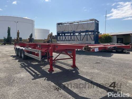 2015 Barker Heavy Duty Tri Axle Tri Axle Skel Trailer