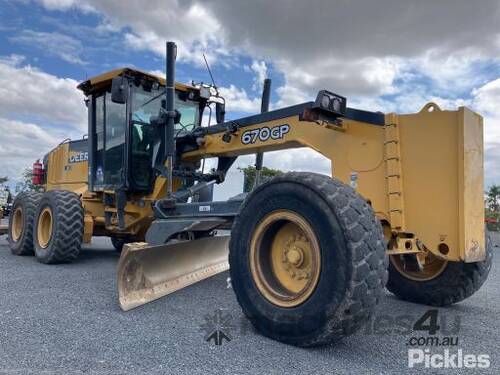 2017 John Deere 670 GP Articulated Grader