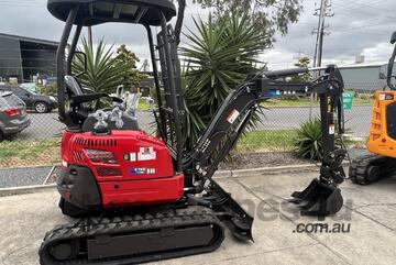 UHI Yanmar Engine UME18 Mini Excavator with 8 Attachments and Swing Boom