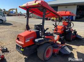 Kubota ZG332 Zero Turn Ride On Mower - picture2' - Click to enlarge