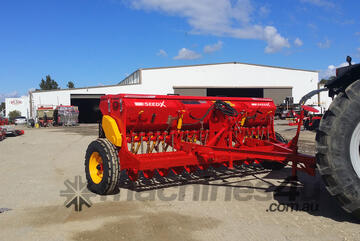 FARMTECH BM 26 SINGLE DISC SEED DRILL (26 ROW)