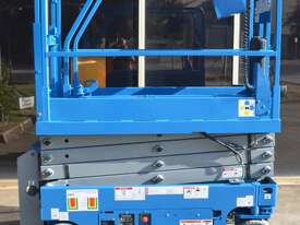 Genie Scissor Lift  - picture2' - Click to enlarge