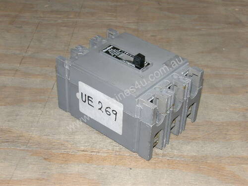 caption Westinghouse HFB3025 Circuit Breakers.