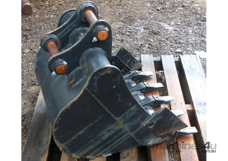 New 3-7 ton (45mm pin) 600mm AHE Excavator Digging GP Bucket