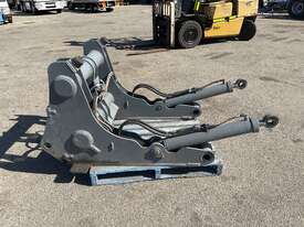 Front End Loader Bucket Attachment - picture2' - Click to enlarge