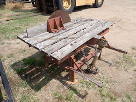 3 Point linkage PTO drive saw bench - picture2' - Click to enlarge