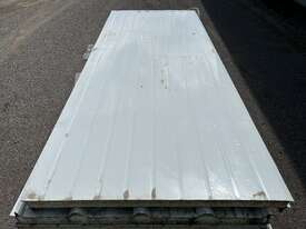 13 insulated freezer boards - picture2' - Click to enlarge