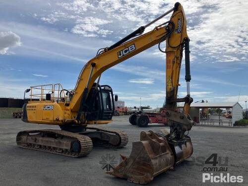 2019 JCB JS240LC Excavator (Steel Tracked)