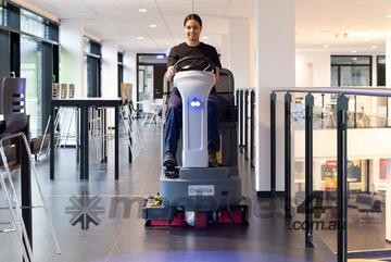 CLEANQUIP-Nilfisk SC4000 Mid Sized Ride On Scrubber Dryer (710C)