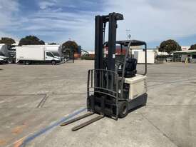 Crown SC3218TT Counter Balance Forklift - picture1' - Click to enlarge