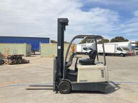 Crown SC3218TT Counter Balance Forklift - picture2' - Click to enlarge