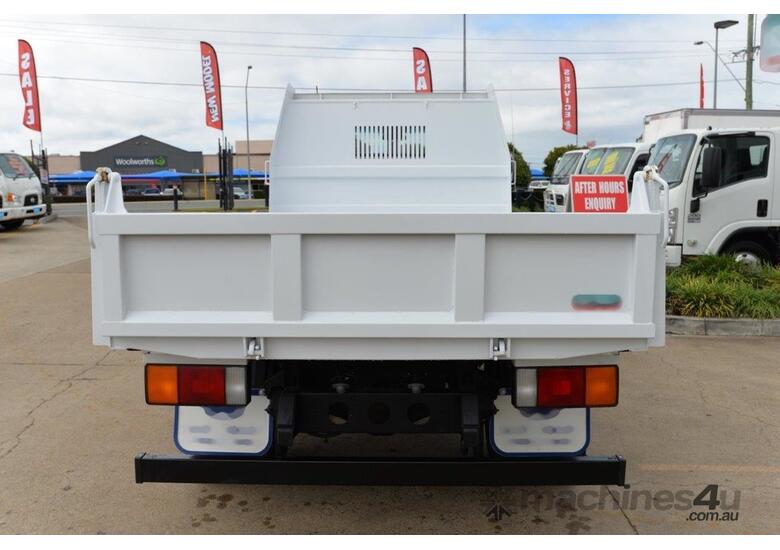caption HYUNDAI EX4