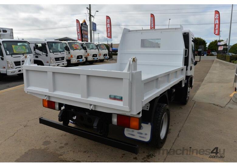 caption HYUNDAI EX4