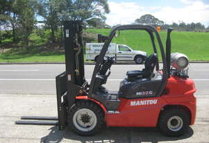 Manitou 3.0t Container Entry, 4.7m lift
