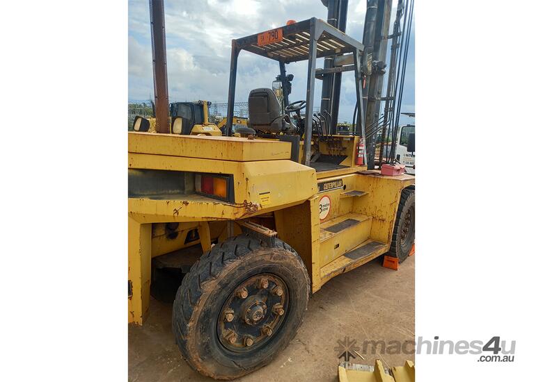 caption CAT 10T Forklift - DP100N