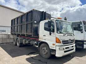 2017 Hino FM 500 2628 Hook Lift Truck - picture1' - Click to enlarge