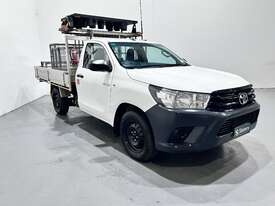 2019 Toyota Hilux Workmate Diesel - picture0' - Click to enlarge