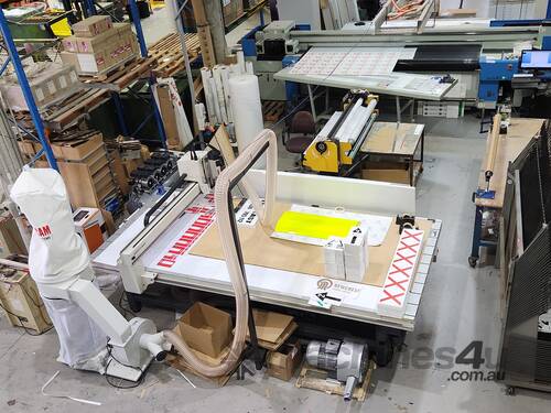 2018 Factory Multicam M-3015 CNC Routing machine