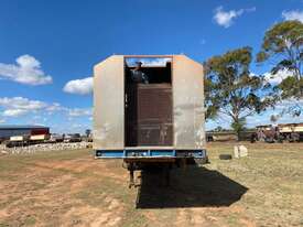 1980 Doubler Tri Axle Vacuum Tanker Trailer - picture0' - Click to enlarge