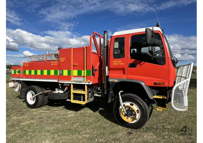 caption Isuzu FTS750 4x4 Turbo Diesel 4000 Litre Fire Truck. Ex Victorian Govt Dept.