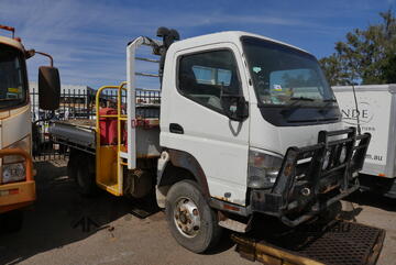 Fuso 2010   CANTER TRUCK