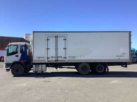 2005 Isuzu FVL1400 Refrigerated Pantech - picture2' - Click to enlarge