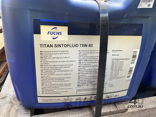 Pallet of 75W-80 Titan Sintofluid