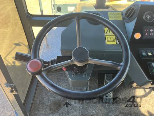 Used 2000 sta 2000 STA VP2400 Multi Tyre Roller Construction Equipment ...