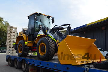 XCMG Wheel Loader Model: XC938 - Versatile Machine, In Stock Now!