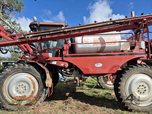 caption (8134) Nitro sprayer (Collie, NSW)