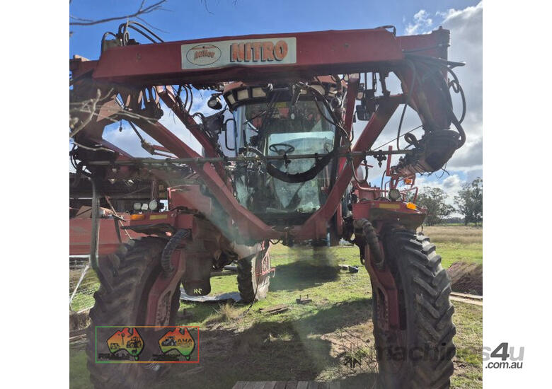caption (8134) Nitro sprayer (Collie, NSW)