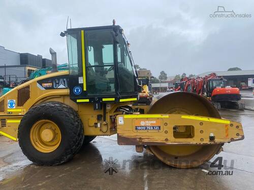 caption 2012 Caterpillar CS56 Single Drum Smooth Roller 12tn