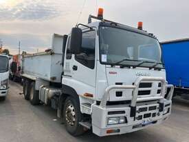 2010 Isuzu CXY Giga Tipper - picture0' - Click to enlarge