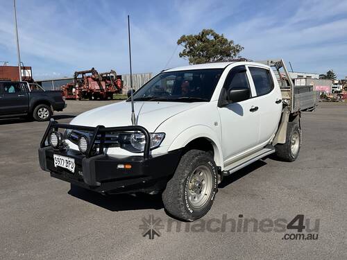 2013 Mitsubishi Triton GLX Diesel