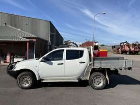 2013 Mitsubishi Triton GLX Diesel - picture1' - Click to enlarge