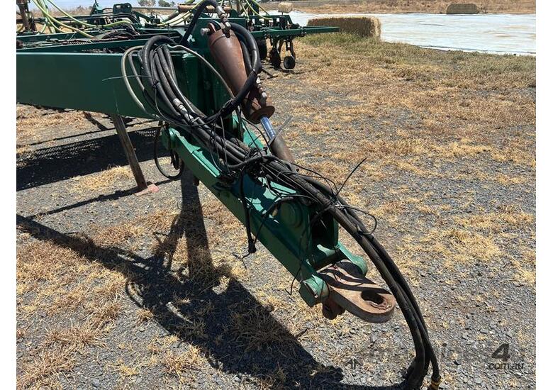 caption 12m Janke Force 500 Parallelogram